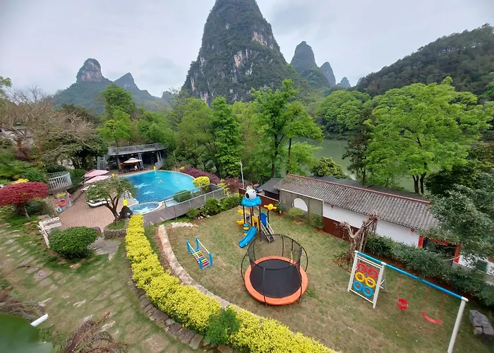 Yangshuo Li River Resort