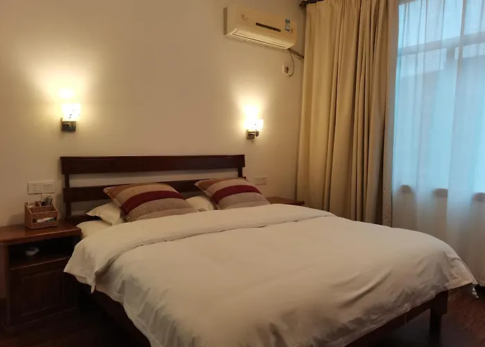Snow Lion Riverside Resort-Chinese Cooking Class-English Speaking Team-Free Activities Tips